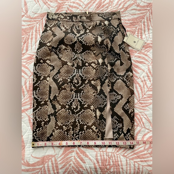 NWT Altuzzara python pencil skirt - Picture 7 of 9